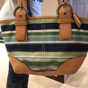 Small Coach purse - Never Used - make offer!!